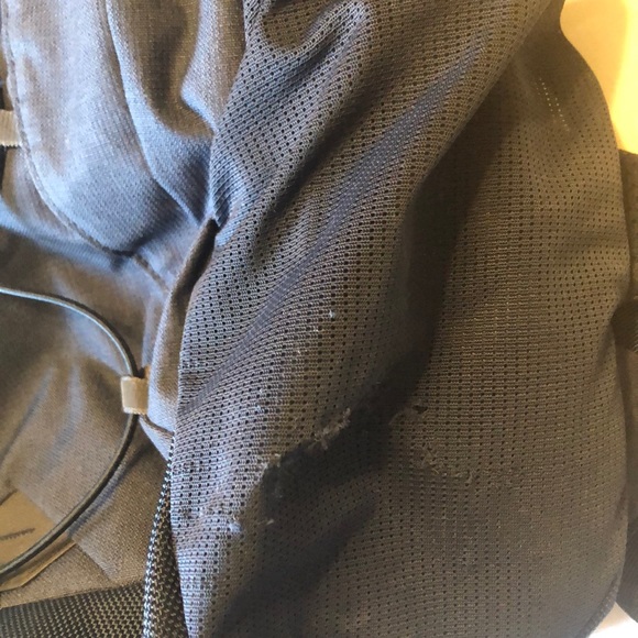 The north face backpack - Picture 2 of 5